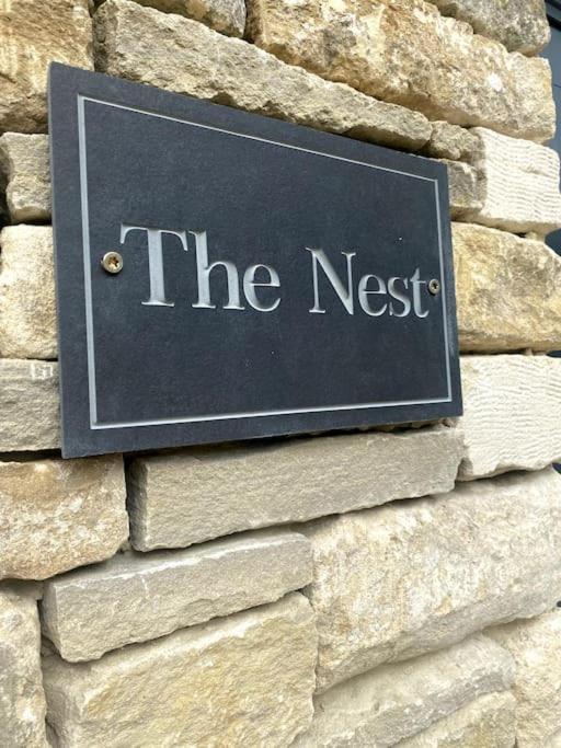 Stylish One Bedroom Cotswold Coach House テットベリー エクステリア 写真